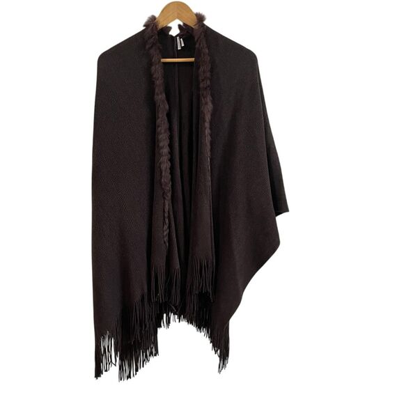 Croft & Barrow Cape Shawl Wrap Rabbit Fur‎ Trim Brown Fringe One Size Old Money - Picture 1 of 8